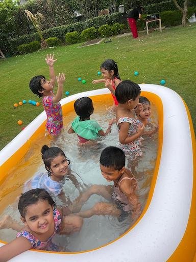 POOL PARTY NURSERY - GRADE K2